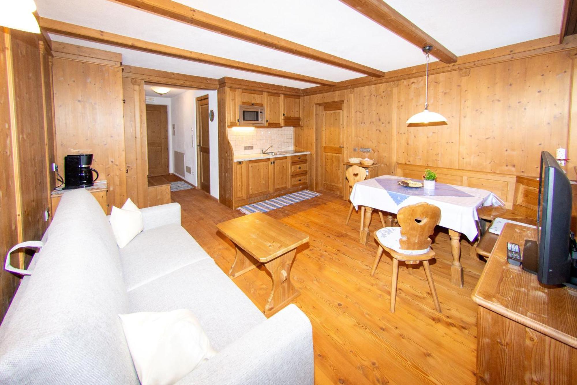Ferienwohnung Ansitz Steiner Toblach Exterior foto